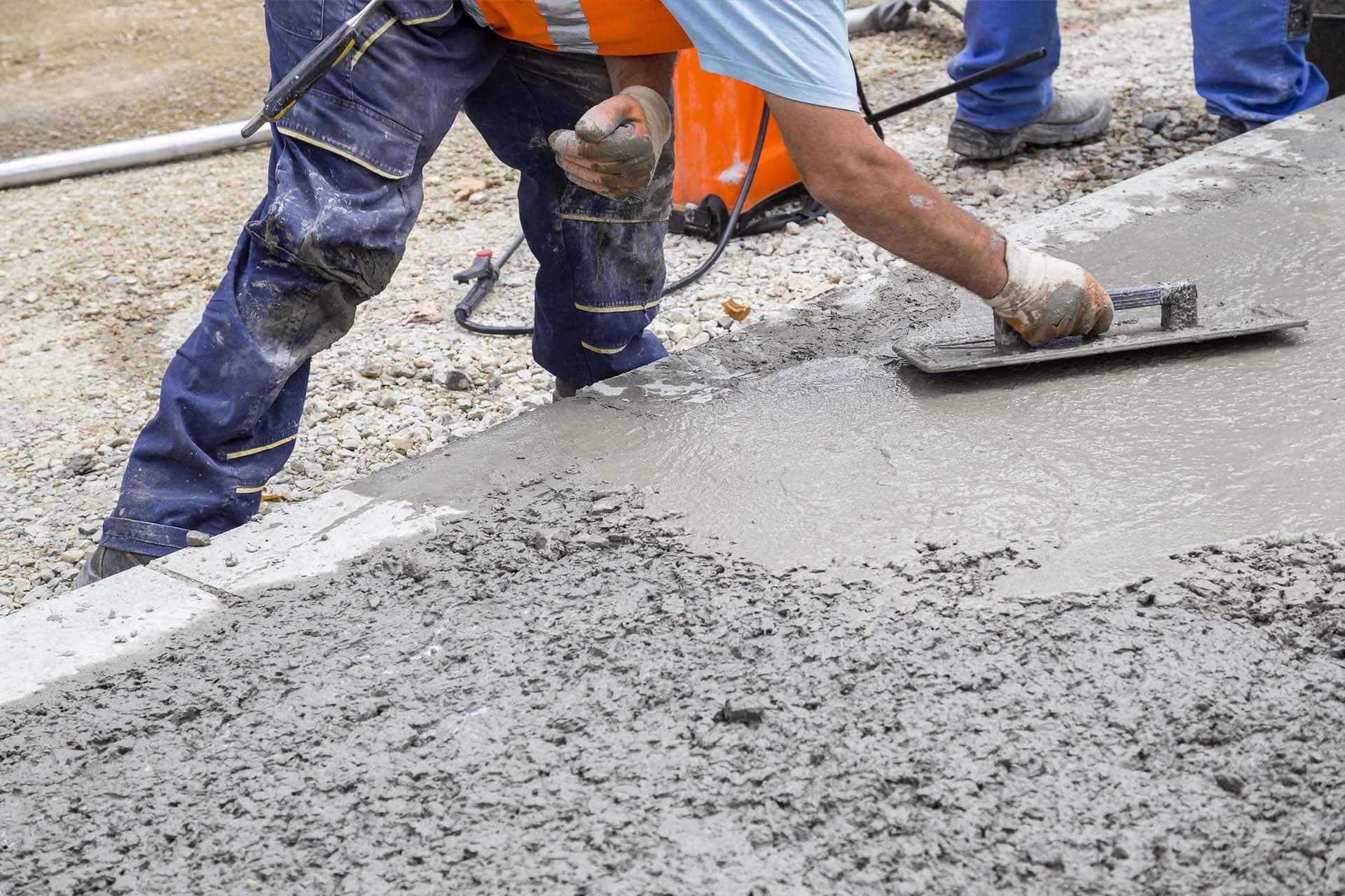 cement-laying-construction-worker-screeding-base-floor-building-materials
