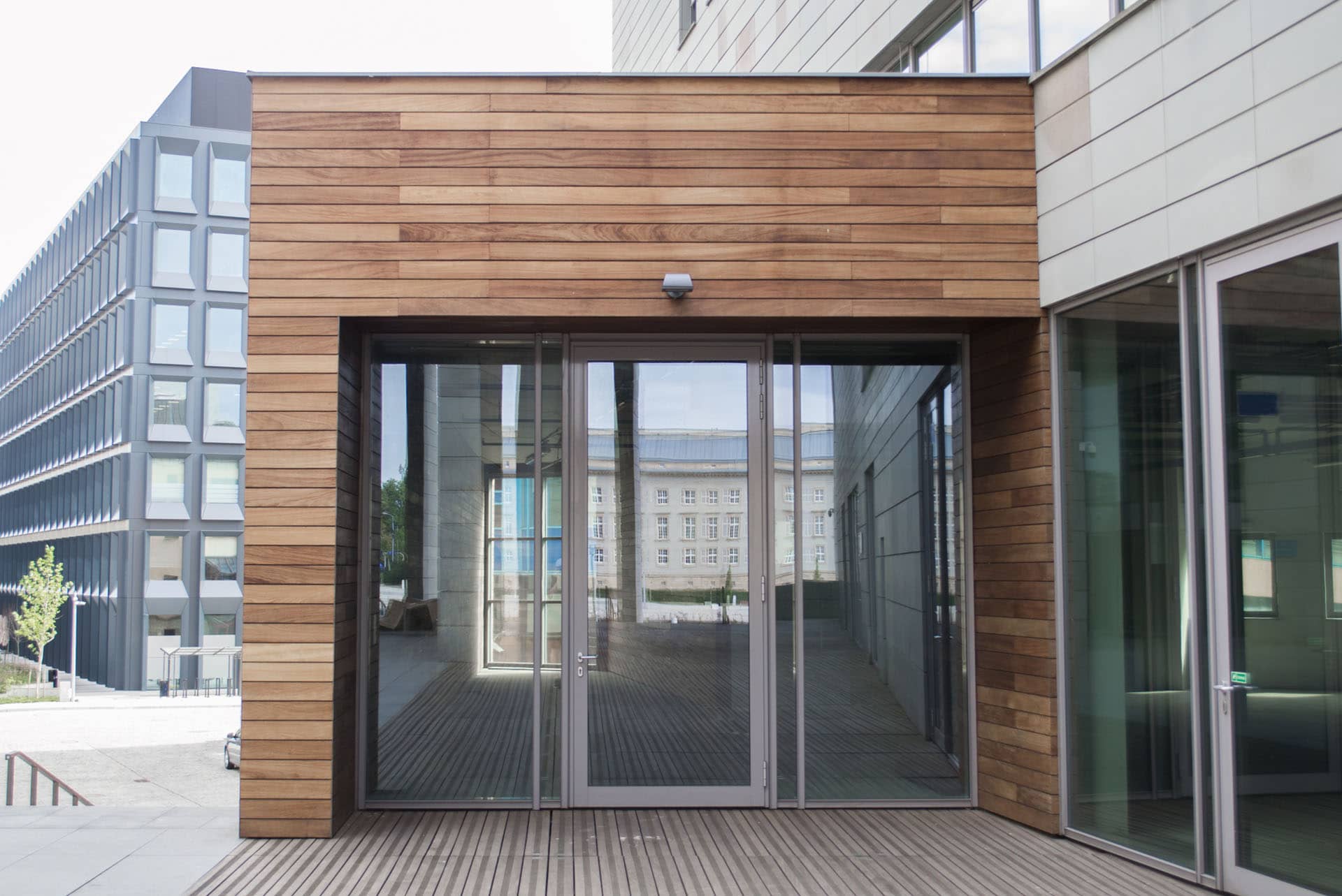 timber-cladding-weatherboards-external-sheet-material-outdoor-property-walls