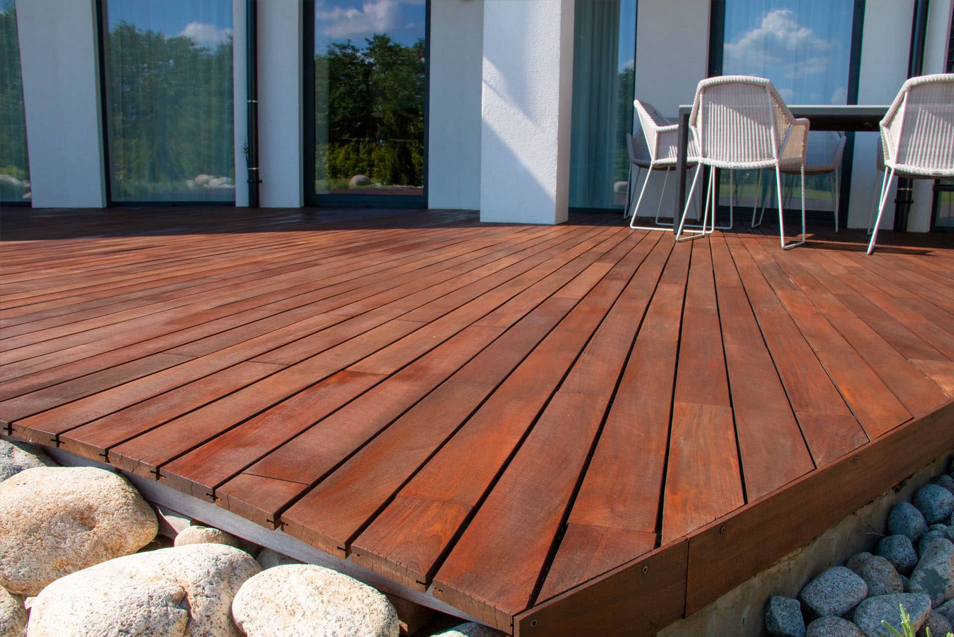 timber-decking-wooden-deck-boards-hardwood-pressure-treated-smooth-dark-wood-patio